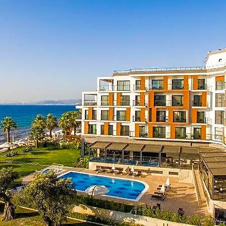 Maia Luxury & 4* Guzelcamlı