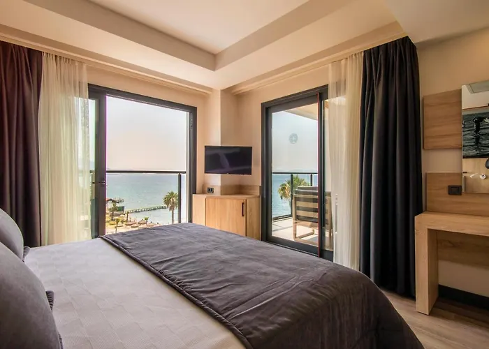 Maia Luxury & 4* Guzelcamlı